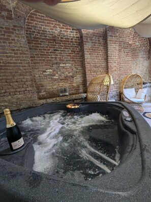 Bubbelpool inomhus
