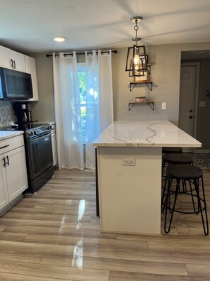 Spacious Island for entertaining or preparing meals 