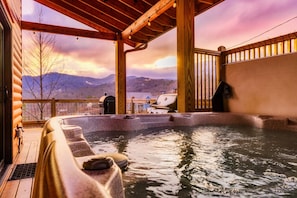 Spend your evenings in the hot tub watching the incredible sunsets