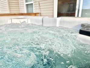 Bain à remous extérieur
