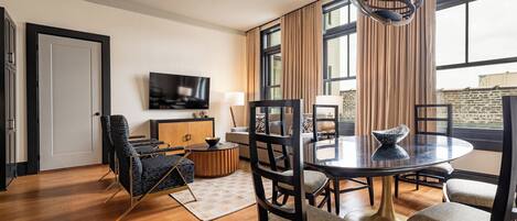 Discover a peaceful escape in the heart of the city with this unit's large windows and private patio.