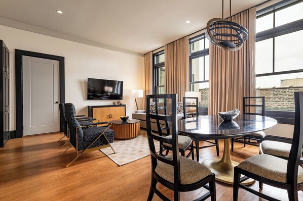 Discover a peaceful escape in the heart of the city with this unit's large windows and private patio.