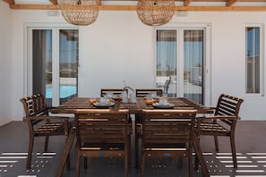 Outdoor dining