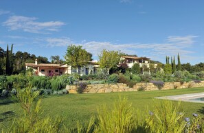 Jardines del alojamiento