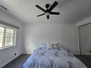Master bedroom (2)