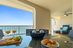 Dining space for 6 on the balcony with additional seating as well
