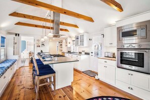 Main House, First Floor, Kitchen