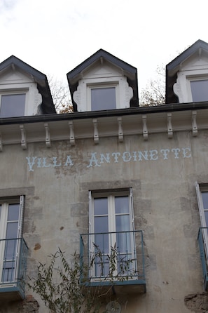 Exterior detail