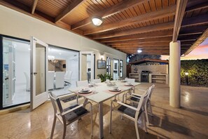 4 bedroom villa w/ Pool at Tierra del Sol (280)