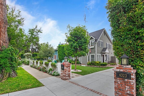 Welcome to this charming Cape Cod 3 bedroom plus cottage