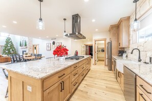 Private kitchen