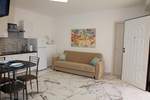 Wohn- und Esszimmer