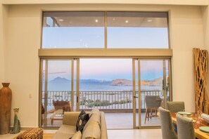 Unwind in a Living Room with Panoramic Views!