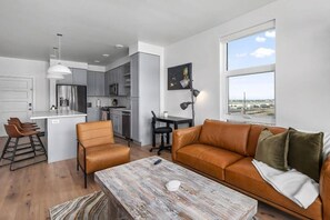 Stunning views of the Capitol, the mountains and the downtown skyline from the comfort of your top floor luxury space!