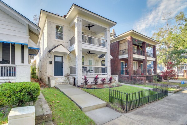 Savannah Vacation Rental | 3BR | 1BA | 1,530 Sq Ft | Stairs Required
