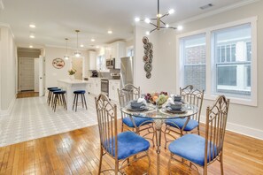 Dining Area | Single-Story Unit