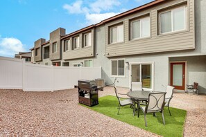 Shared Backyard Area | Single-Story Unit | 1st-Floor Condo