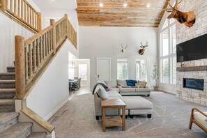 Living Room | Main Level | Smart TV | Electric Fireplace | Central A/C & Heating