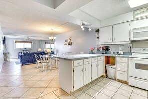 Kitchen | Drip Coffee Maker | Dishwasher | Dishware & Flatware