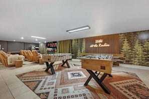 Spielezimmer