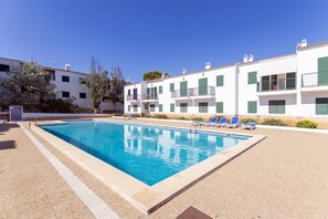 Pool for residents 