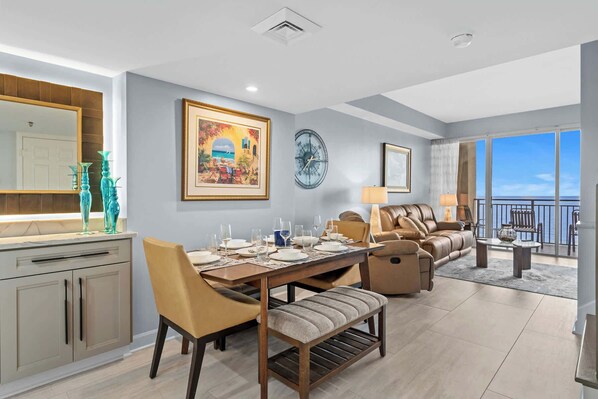 Cozy Dining Area