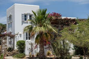 Orchard House | Antiparos (4)
