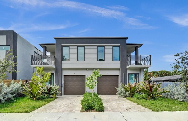 Brand new 2024 built Contemporary architecture blends the style and functionality of this stunning retreat.