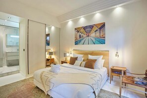 chambre 1 avec salle de bain