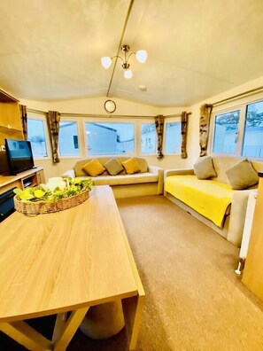 open plan (2)