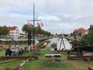Bei die Fische