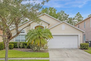 Your 4 bed, 3 bath villa on Terra Verde Resort