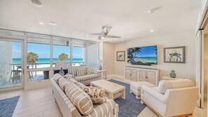 Living Room- Direct Gulf View