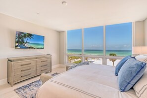 Primary Bedroom - Gulf View