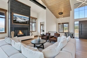 Home Decor, Indoors, Fireplace, Architecture, Building