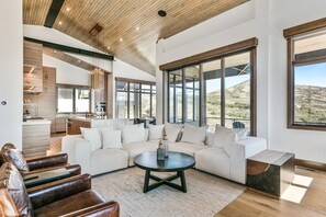 Indoors, Home Decor, Architecture, Building, Furniture