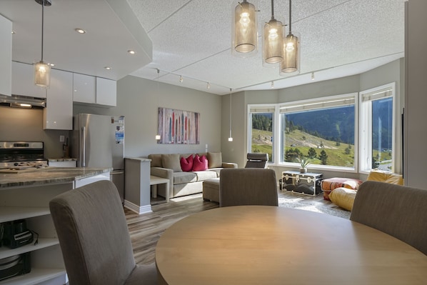 Furniture, Indoors, Living Room, Home Decor, Lamp