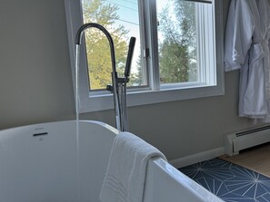 Soaking Tub