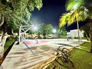 Sportplatz