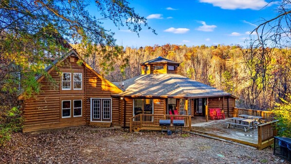 Summit Chalet is surrounded by breathtaking Smoky Mountain views, offering the ultimate retreat for relaxation and adventure
