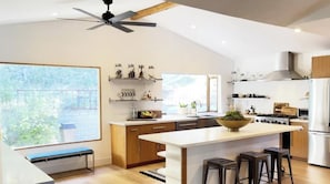 Chef’s kitchen