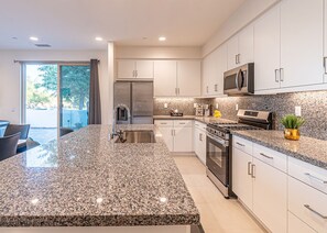 Fully stocked kitchen with high end finishes through out!