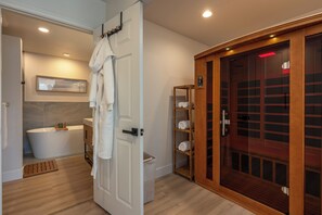 CA King Suite infrared 3-person Sauna, next to soaking tub