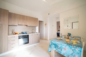 Kitchen and dining area