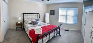 #1 Queen Bedroom - TV Entertainment Services in Each Bedroom