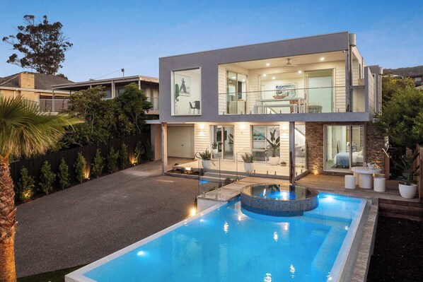Stunning Palmira Retreat 