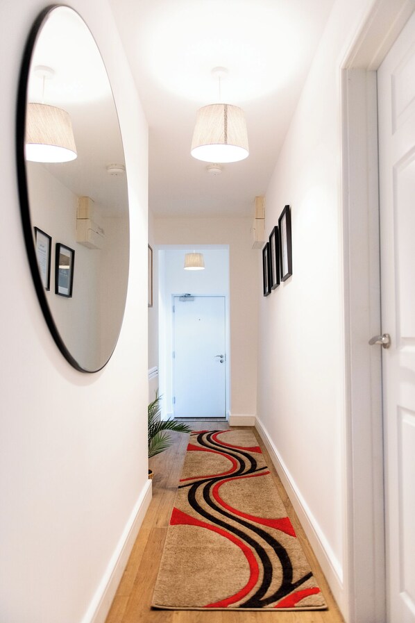 4StJames 1bed 26