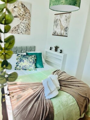 Jungle room