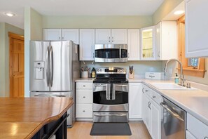 Kitchen Alternate