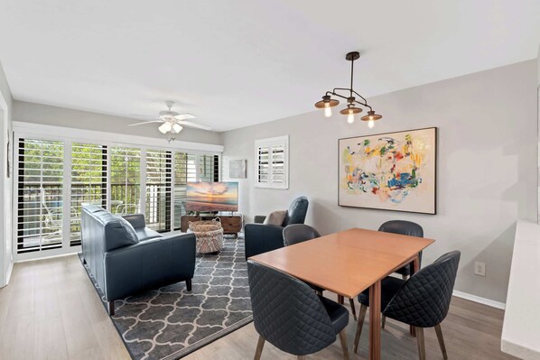 Welcome to unit #248 in Park Shore Resort of Naples, FL